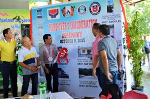 Leyte Governor Dominic Petilla led the ceremonial turnover rites of the twelve completed KC-NCDDP and MCC funded projects in twelve barangays of Hindang, Leyte. Hindang Mayor Elpidio Cabal, Jr.  Vice – Governor Carlo Loreto and other guests look on. 